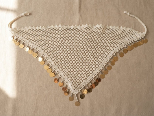 Foulard Crochet Blanc & Pièces Dorées — Bandana Artisanal Marocain
