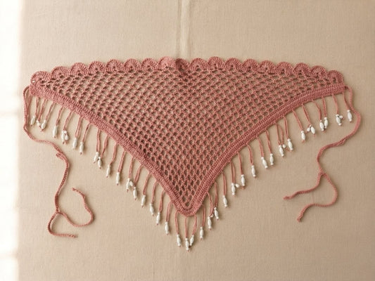 Foulard Crochet Rose Poudré & Perles Blanches — Bandana Artisanal Marocain